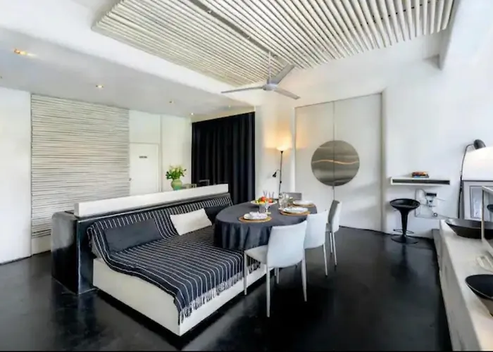 Villa Villa Love