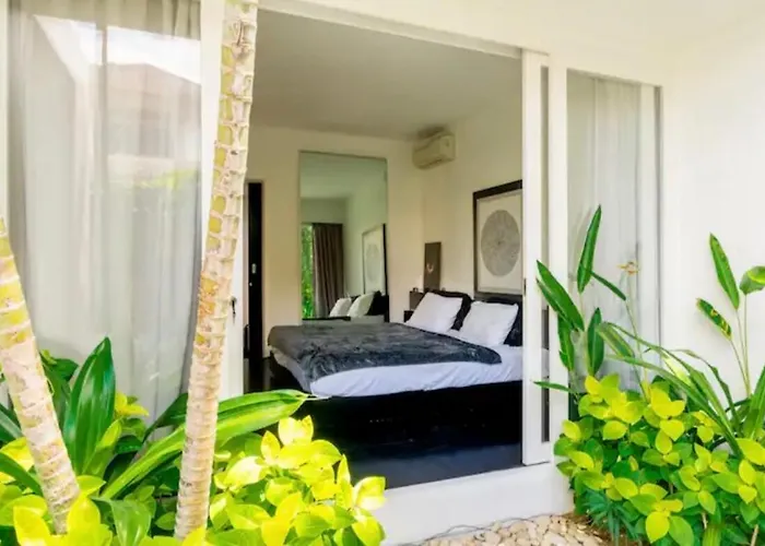 Villa Love Villa *
