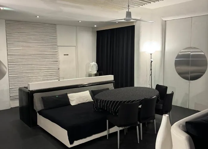 Villa Love Villa